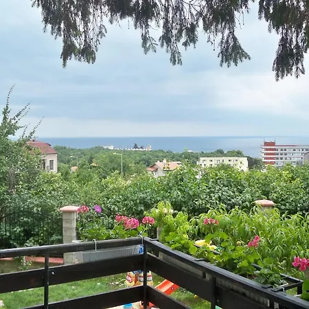 Dvata Bora 3* Aranyhomok