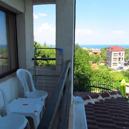 Πανσιόν Dvata Bora